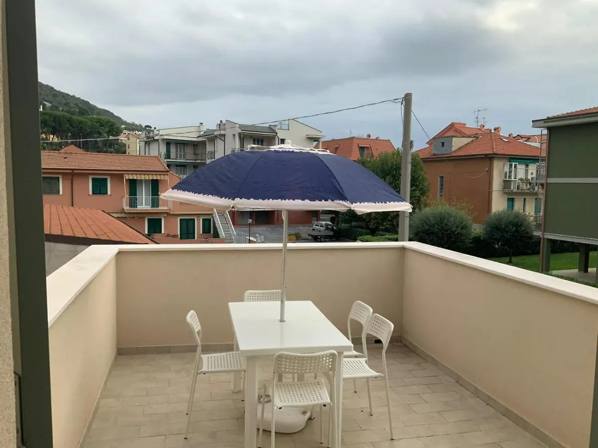 Casa Vacanze Romeo Pietra Ligure 0*,