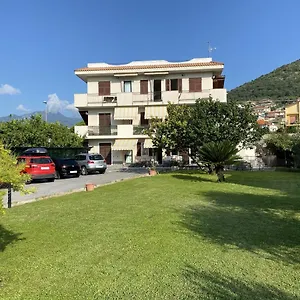 I Fiori Di Pietra Pietra Ligure